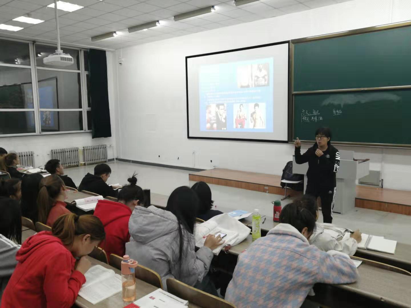 雅虎体育超级联赛图片